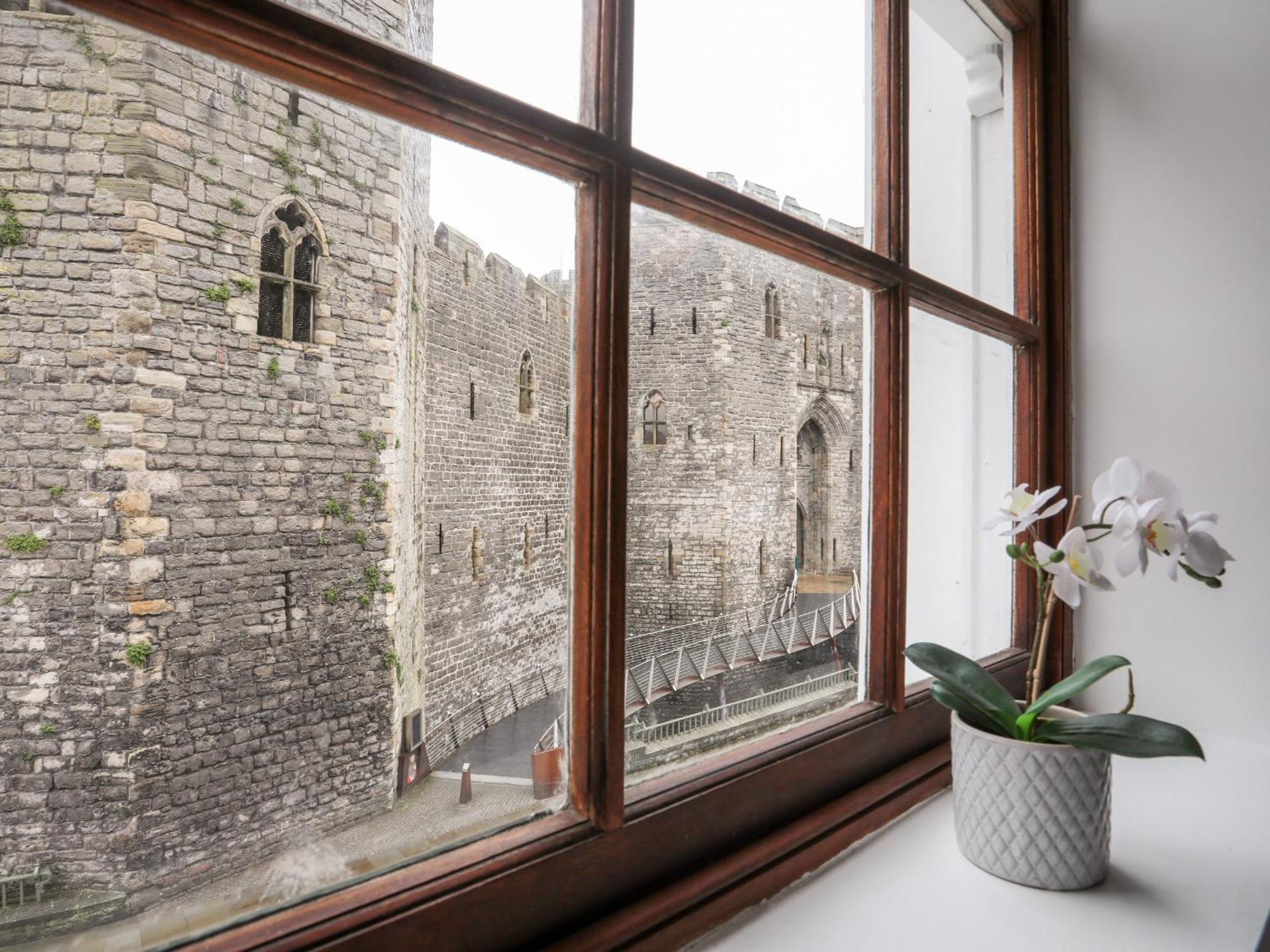 Llety Pen Deitsh 1 Apartamento Caernarfon Exterior foto